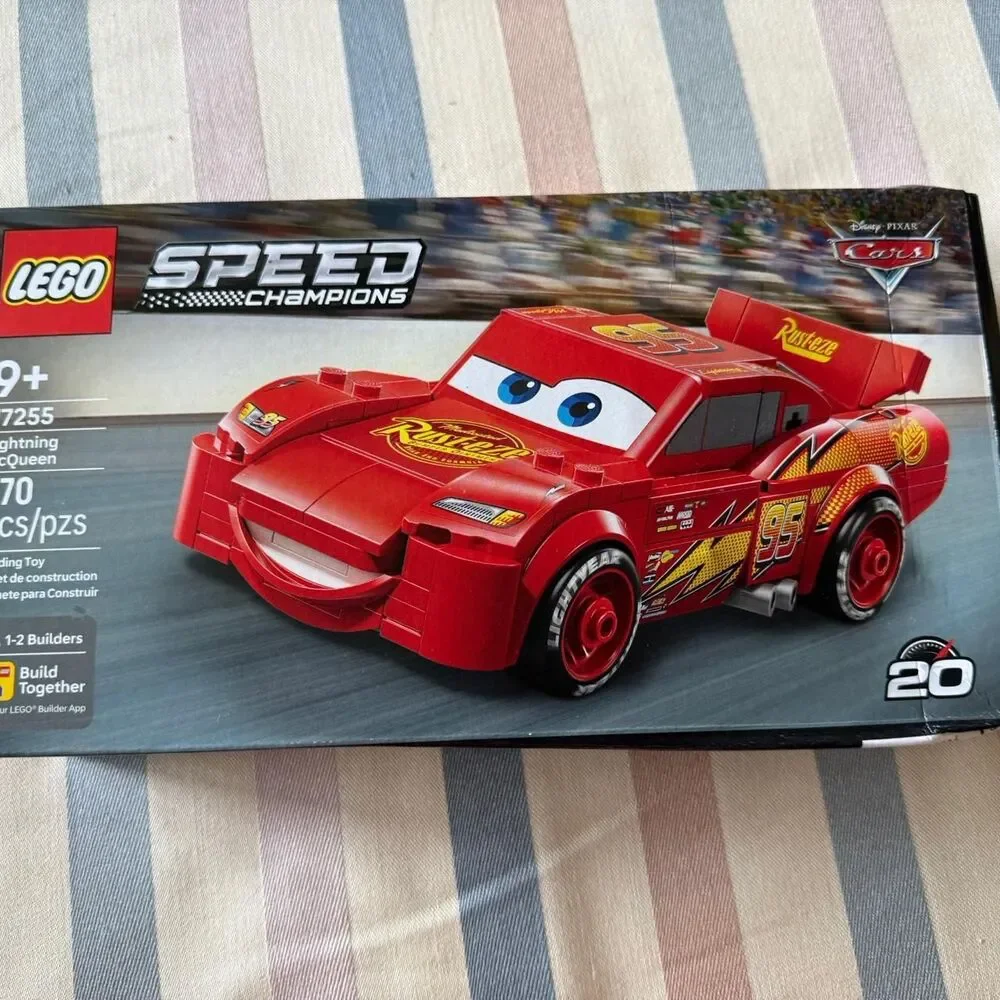 NEW LEGO Lightning McQueen (77255)